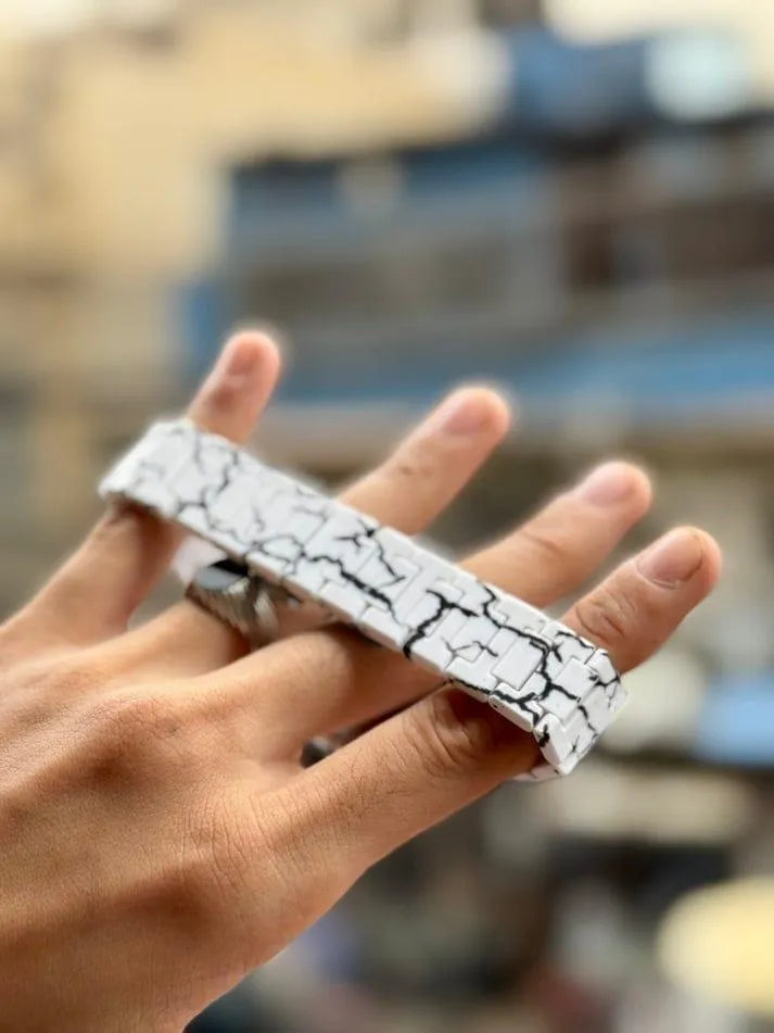 NEW Aura Watch White Arabic Aura Watch