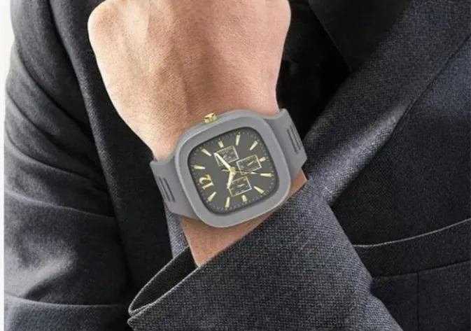 Analogue Fashionable Watch For Men
